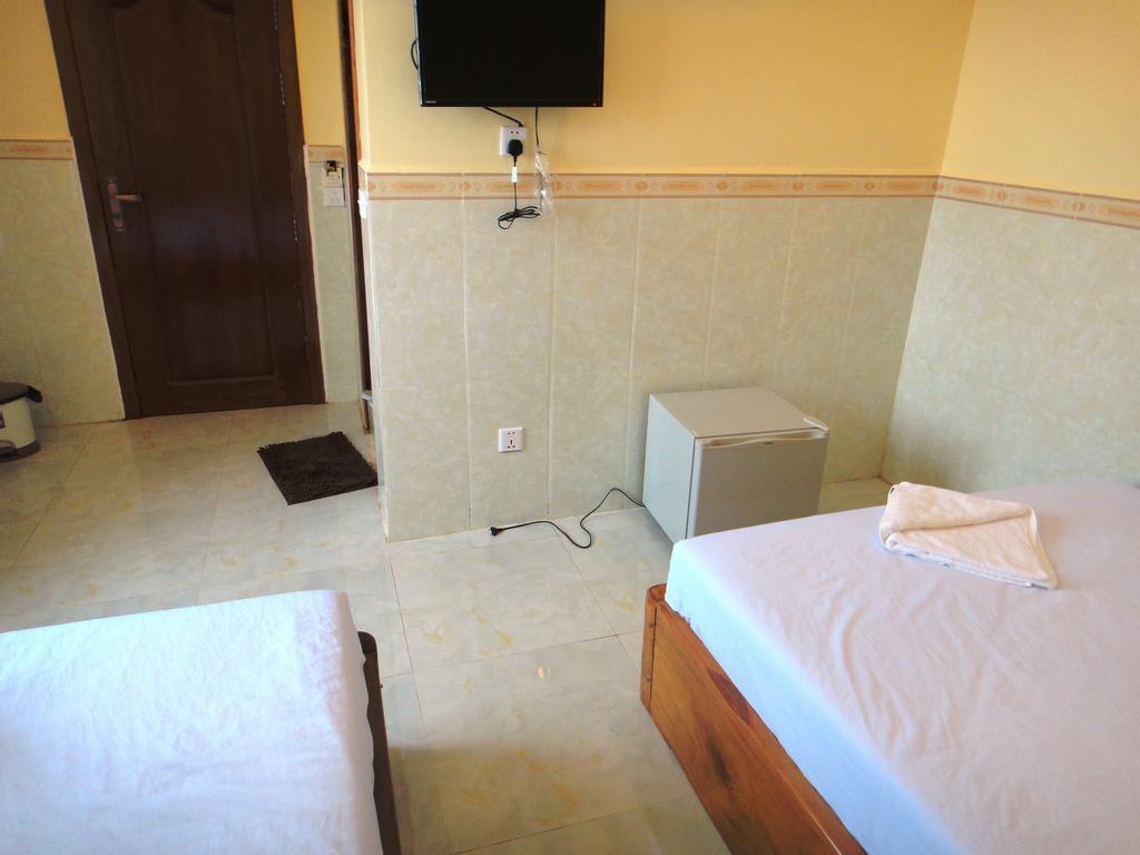 Borey Vatanac Guesthouse Kampot Buitenkant foto