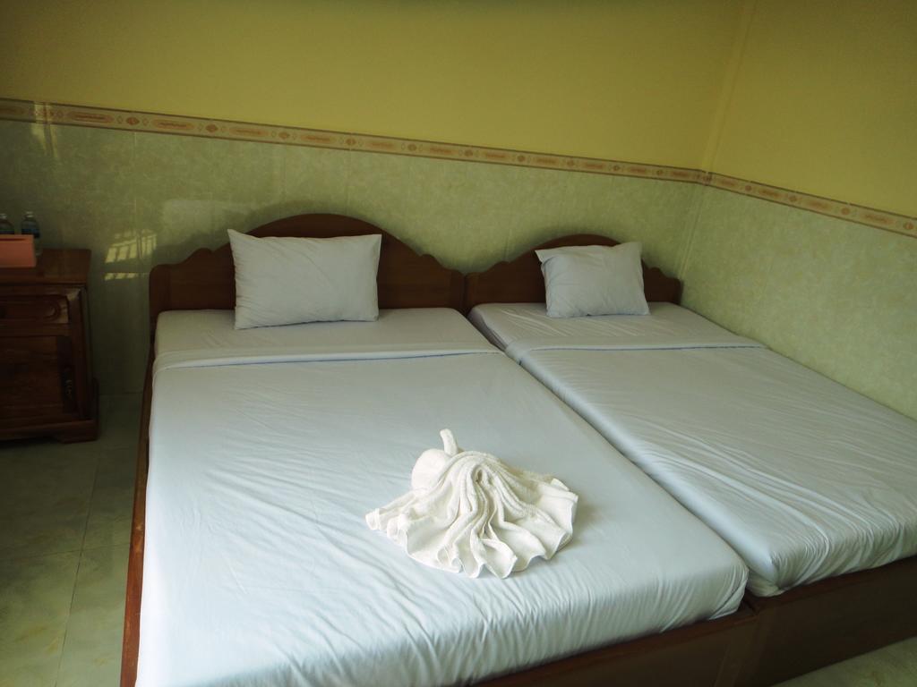 Borey Vatanac Guesthouse Kampot Buitenkant foto