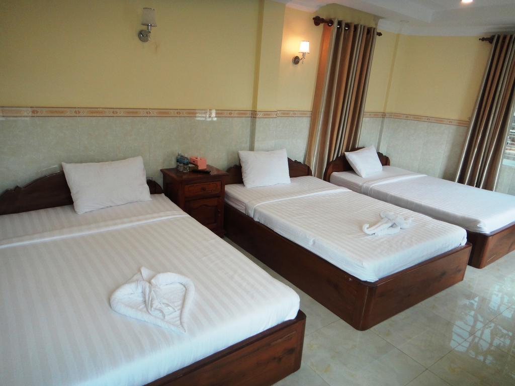 Borey Vatanac Guesthouse Kampot Buitenkant foto