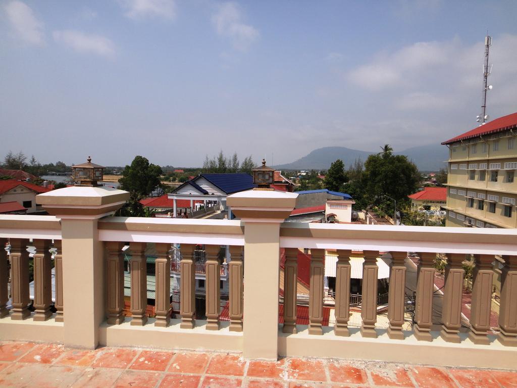 Borey Vatanac Guesthouse Kampot Buitenkant foto
