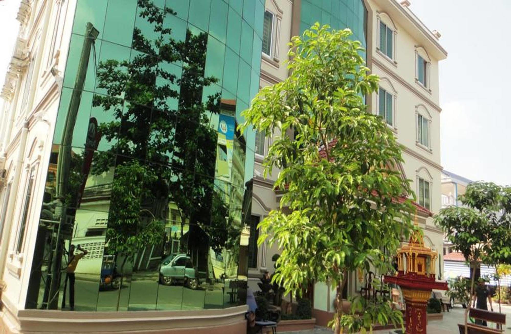 Borey Vatanac Guesthouse Kampot Buitenkant foto